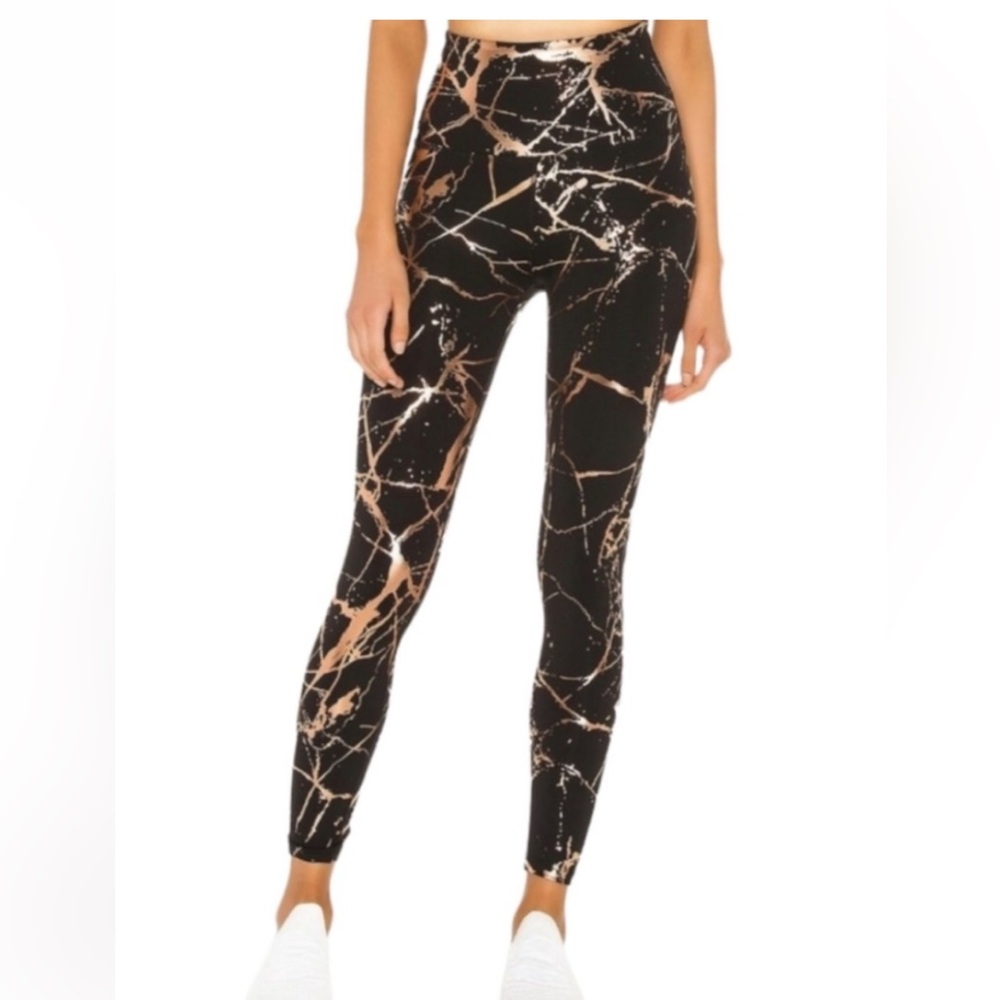 Beyond Yoga Leggings Size Small Gold Marble High Waist Hidden Pocket